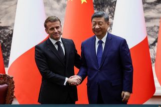 Spolupráce s Čínou je klíčová při úsilí o mír na Ukrajině, řekl Macron v Pekingu - Seznam Zprávy